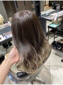 ハイトーン アッシュベージュ グラデーション
