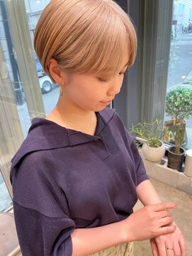 チックタック パラダイム(TICK-TOCK Paradime) 《ゲストスナップ》ステップボーンカット/ことりベージュ