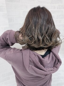 アンソレイユ ヘアー ガーデン(ensoleille hair garden) ミディアムBOB