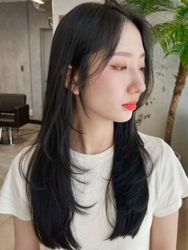 バランス 新宿(balance) フェイスレイヤー 20代30代40代 小松光司