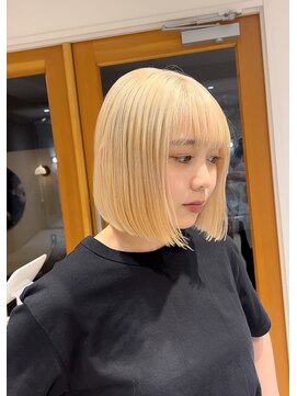 スタン 渋谷(Stam) ダブルカラーブロンドボブハイトーンボブショートウルフボブ