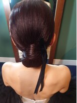 ビスポーク(BESPOKE)&nbsp;20代30代40代◎結婚式アッシュカラーこなれ大人まとめ髪シニヨン