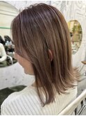 #ベージュカラー × #切りっぱなしボブ
