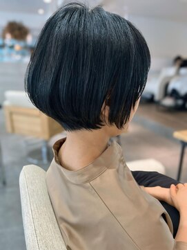 フリップビーアヴェダ(FLIP B AVEDA) 本八幡×市川市×黒髪×大人ショート