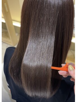 シアン 栄店(CYAN.) 赤み撃退！！ツヤ髪透明感カラー