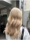 2回ブリーチで作るホワイトベージュカラー