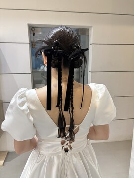 ヘアーメイクチック(HAIR MAKE CHiC) カチモリヘアタイトツインベロアリボン