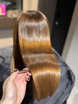 ルナス 福岡天神(LUNAS) ブリーチ毛、ハイダメージ毛でも確実に綺麗に!