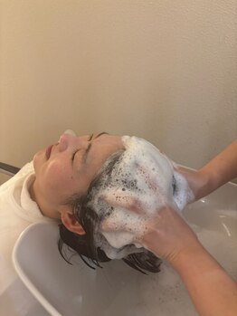 メゾンドボーテ 少路店(MAISON DE BEAUTE)の写真/3種類のヘッドキュアをご用意◎心も髪もリフレッシュ!あなたにぴったりのスパ体験をお届けします!