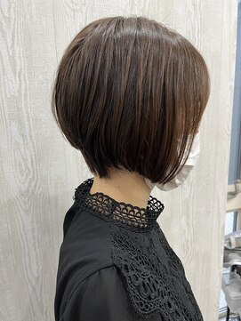 テーラヘアー 湘南台店(TELA HAIR) 【幅広い年代におすすめ】 前下がりショート