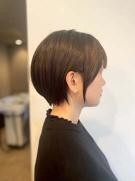 アトリエファゴ ハナミズキ店 【Chikano】耳掛けショート