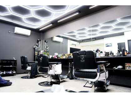 オーシャンベースバーバーショップ(Ocean Base Barber Shop)の写真