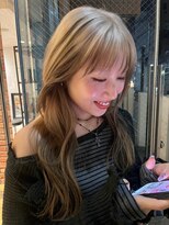 ボコカ(bococa)&nbsp;【Vicky指名】ホワイトベージュレイヤーカットブリーチ登戸