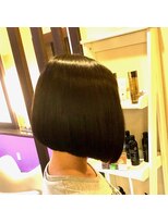 サロンエヌズ(salon Nz) 前下がり☆モードボブ