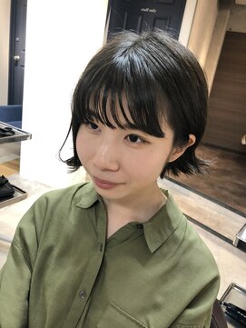 トゥーリ 二日市店(tuuli) 20代30代40代50代ひし形デジタルパーマエアリーミディ黒髪