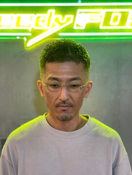 グリーディーフォックス 代々木(Greedy FOX) 韓国マッシュ/センタ-パ-ト/ツイストスパイラル/スキンフェード