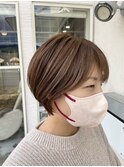 ベージュカラー