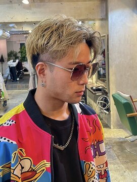 アンリ(Henri) [オカダケント]センターパートヘア