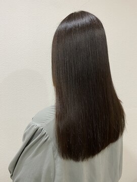 シャンティ(Shanti) 縮毛矯正専門店による縮毛矯正+髪質改善トリートメント