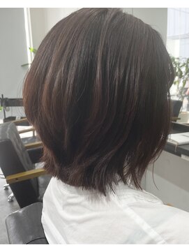 ルフレ 立川(Reflet) 外ハネレイヤーボブ