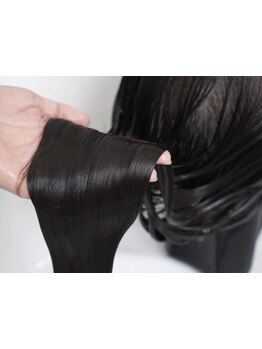 【山科駅】髪質や骨格に合わせたお客様に似合う大人世代のショート,ボブをご提案！"marbb"でサラサラ髪に♪