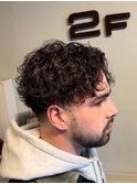 スパイキーショート/スペインカール<理容室>[メンズ/床屋/神田]