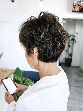 エイス 梅田 中津(Ace) ショートレイヤー ウェーブパーマ