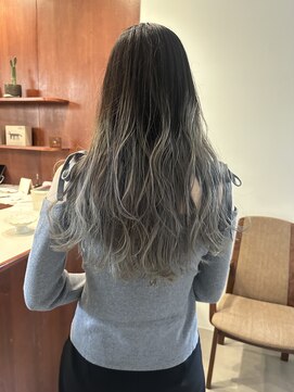 デン(den) グラデーションカラー シルバーグレージュ