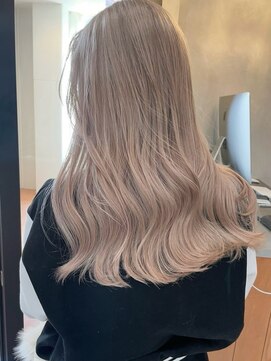 ウェイビーズ(WAVY'S) xブリーチ/イメチェン/ホワイトブロンド/外ハネボブ/美髪/