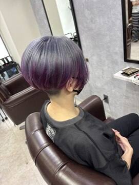 グラッジ 池袋(GLADGE) シルバー×ピンク