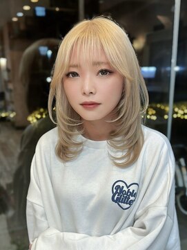 モアムー(Moremuu) 【Maho】ブロンド