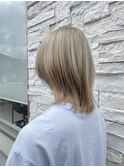 ホワイトベージュ【志木駅前店】