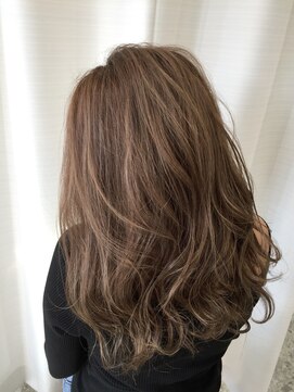 アービング(a'bing) 大人かわいい☆艶感ハイライト×ゆるふわパーマ