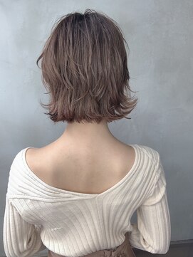 レア 中野(Le'a) Le'a TATSUYA【シルキーショート】外ハネボブ