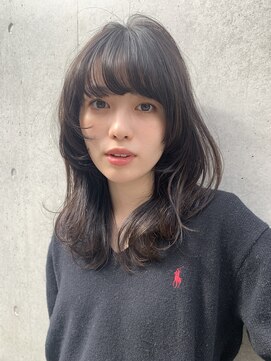 マグノリア オモテサンドウ(MAGNOLiA Omotesando) 顔まわりが可愛い◎Sカールで作るエアリーくびれミディ・HINATA