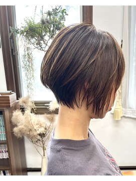 モッカ(MOCCA) 丸みショートボブ