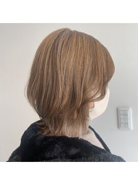 美容室 アイディー i-dee レイヤーミディアム