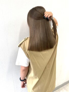 アオアクア バイ グルグル 小岩店(ao akua by GULGUL) セミディ くすみベージュダブルカラー×ぱっつんカット 小岩