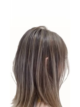 ノエル(noel) ハイライト白髪ぼかし