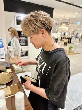 ビーハイブアヴェダ PARCO2店(BEHIVE AVEDA) 韓国風コンマバング