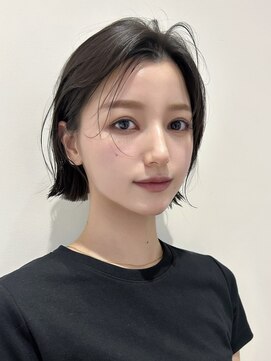 ノイ(noi) 顔周りレイヤーカットグレージュカラーくびれボブショートカット