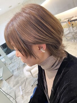 プレフェレプレフェ(prefere prefe) ウルフカット×白髪ぼかし