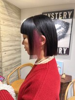 ヲタク(wotaku.) インナーカラーイヤリングカラーポイントカラー切りっぱなしボブ