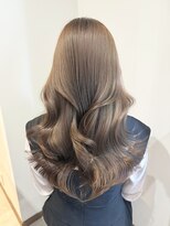 ビューネオ(VIEW NEO)&nbsp;韓国ヘア/レイヤーカット/オリーブベージュ/似合わせ/谷町四丁目