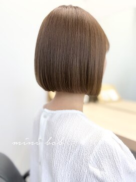 ルーパバイミュージアム(LOOPA by museum) 二星★シアーベージュ×ミニボブ♪