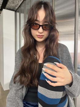 ピクス ヘアー(PIX HAIR)の写真/トレンドに左右されないリアルで洗練されたヘアをご提案。