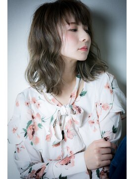 カバーヘア ブリス 戸田公園西口店(COVER HAIR bliss) □くすみカラー乾かすだけ抜け感ミディアム415戸田公園30代40代