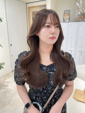 アム 表参道(am) オリーブグレージュ【小顔薄めバンググレージュレイヤーロング】