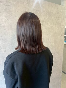 ポリマン 西新井(poliment) ショコラブラウン × 艶めき外ハネミディ