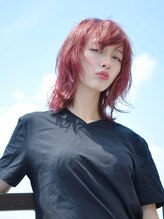 ルルズ(LULUS) ウルフカットウルフレイヤーベビーピンクスカーレットカラー